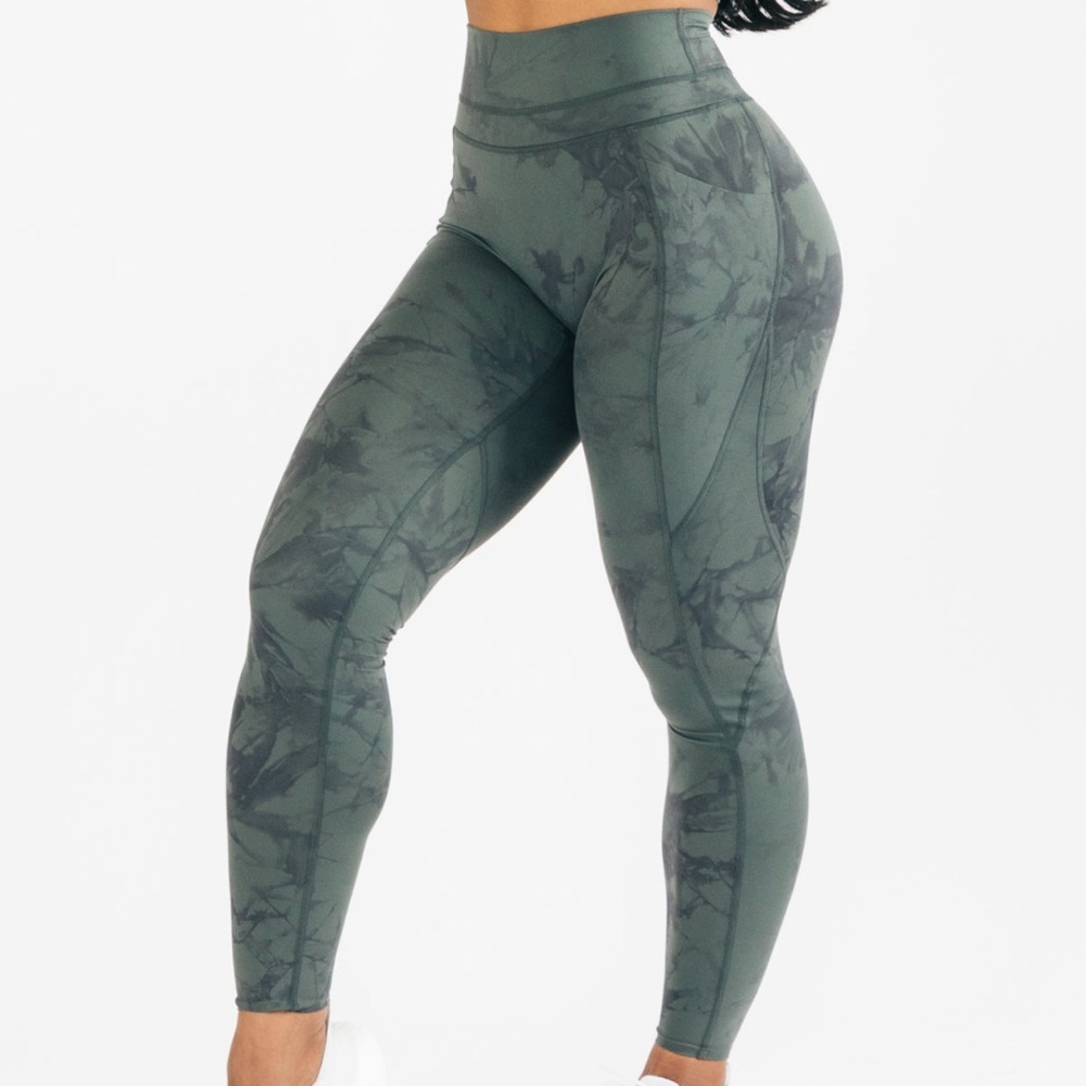 ALPHALETE LEGGINGS-ALPHALUX FORCE LEGGINGS